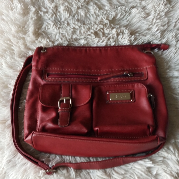 Relic Burgundy Purse - Picture 3 of 16